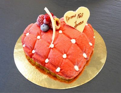 Gâteau Coeur Fruits Rouges Fête des Mères Fait Maison à Partager Boulangerie Aixoise Marseille